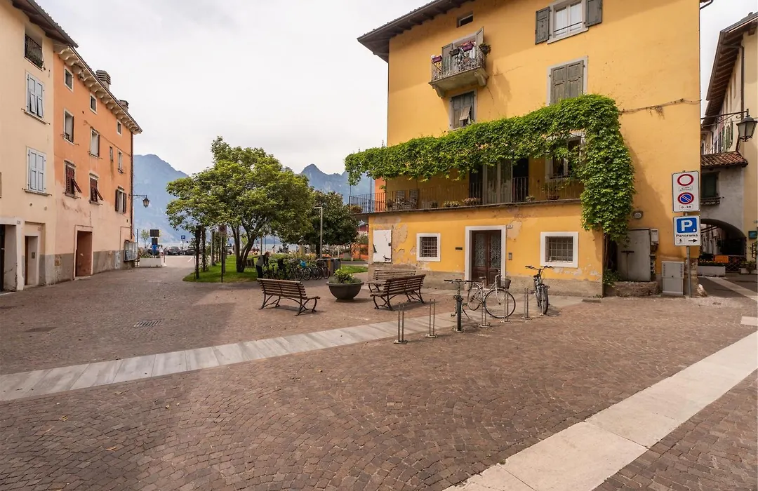 Garda Living Apartments Torbole-1